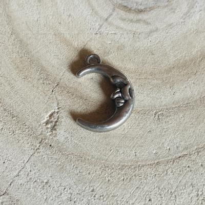 Charm Pendentif Lune avec Visage M�tal Argent�