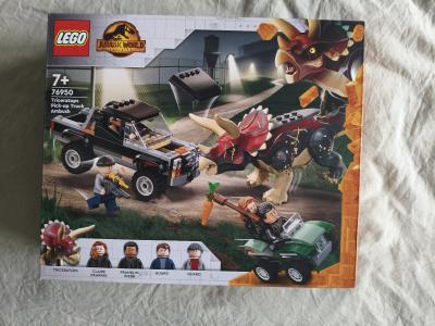 LEGO 76950 L embuscade du Tric�ratops en pick up JURASSIC WORLD SET NEUF NEW