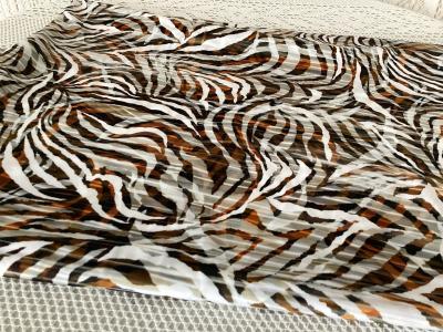 COUPON DE TISSU COUTURE ( CT01-18-05 26B )