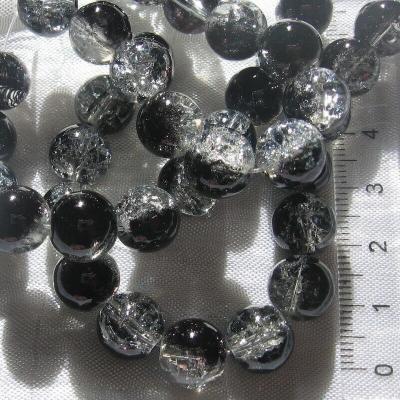 Lot de 30 perles en verre craquel�  rondes 10mm noir et transparent bijoux   P56