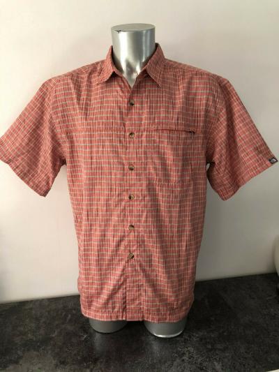 Jolie chemise rose manches courtes The North Face taille M excellent �tat