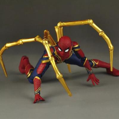 Avengers Iron Spiderman Articulated Figurine With Accessories 17Cm Infinity War