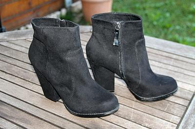 Bottines Zippate In Daim Nero Tacco 11 Cms ZARA TRAFALUC Numero 40
