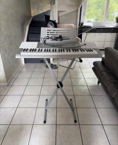 piano num�rique LK 280