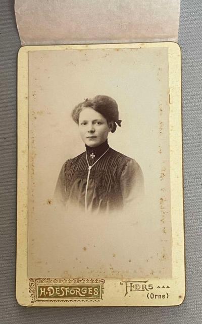 ANCIENNE PHOTOGRAPHIE CDV H.DESFORGES FLERS (61) PORTRAIT DE JEUNE FEMME