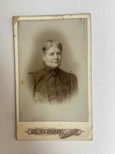 ANCIENNE PHOTO CDV PHOTOGRAPHIE ADRIEN VAN MOORSEL A ANGLEUR PORTRAIT FEMME