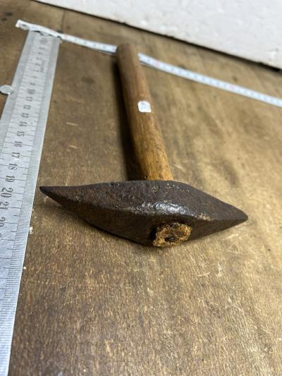 Marteau forg� 19�me  outil ancien Tailleur De Pierre, Old Tool R�f 26-2672
