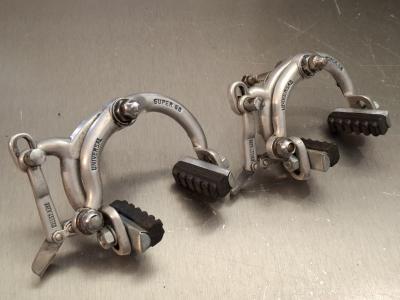 Paire �triers de Freins UNIVERSAL Super 68 Vintage Brake Calipers N064