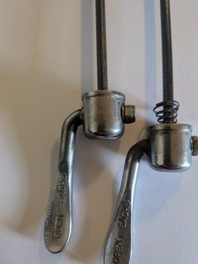 Paire de Blocages Rapides SACHS Vintage   Avant - Arri�re   V�lo Course Ancien