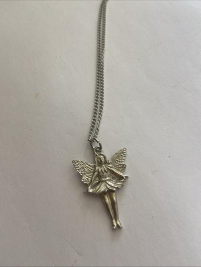 Collier M�tal Argent�  Avec Fermoir FEE