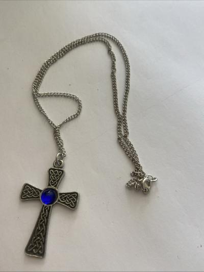 Collier Croix Celtique Metal   Pierre Bleue