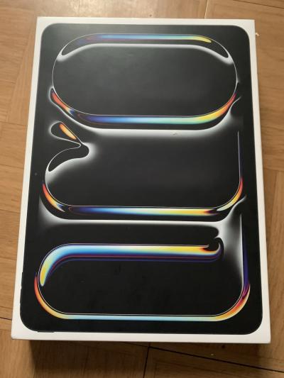 Apple iPad Pro 11 Puce Apple M5 2 To Noir Sid�ral Wi Fi 8�me g�n�ration Neuf