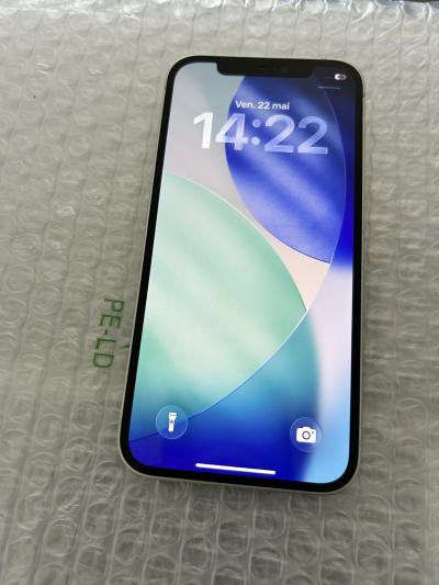 iPhone 12   128 Go   Vert clair   Tr�s bon �tat   Batterie 100%   5G