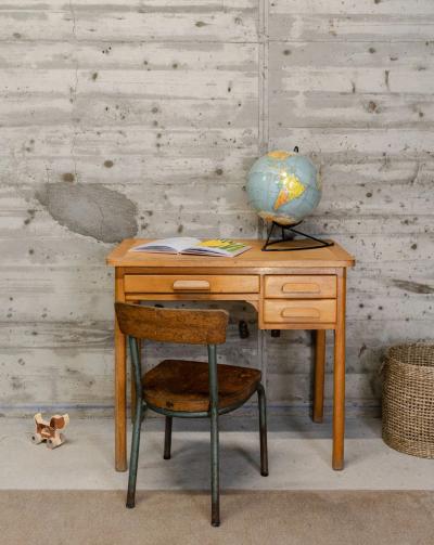 Edouard, le bureau pour enfant en bois N�706