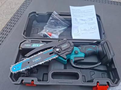 Mini Tron�onneuse Sans Fil 6 Pouces Compatible Batterie Makita 18V Coupe Branche