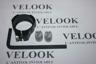 ANTIVOL COLLIER pour SELLE de V�LO � 31,8 avec 2 CL�S . NOIR INVIOLABLE NEUF .