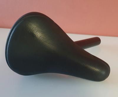 selle de v�lo b'twin pour v�lo 14 ou 16 pouces