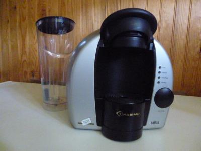 Machine � caf� ou Cafeti�re � dosettes BRAUN  TASSIMO   Carte noire
