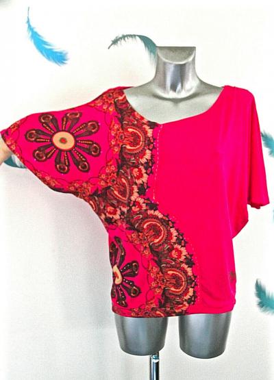 Pretty Pink Top Beaded Bat Cut DESIGUAL Size S Excellent Condition