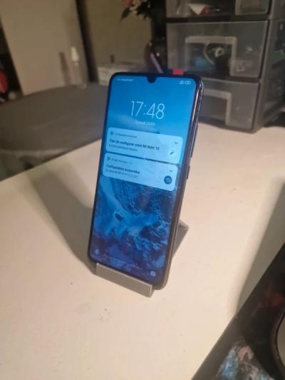 Xiaomi Mi Note 10 128 Go �cran remplac� Tr�s bon �tat