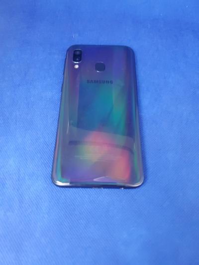 Samsung Galaxy A40   64Go  (D�simlock�) (Double SIM)