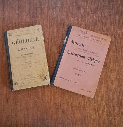 2 Livres Scolaires: Le�on de Morale Et cours de G�ologie et de Botanique. 1900