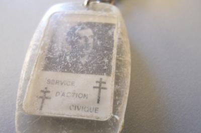 anc porte clef SERVICE D ACTION CIVILE Croix de Lorraine CHARLES DE GAULLE Us�