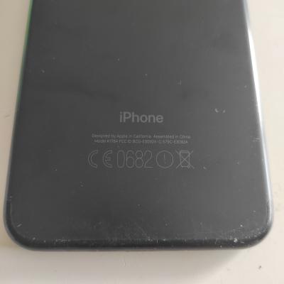 IPHONE 7 NOIR pour pi�ces avec coque de protection