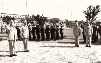 PHOTO MILITARIA   1970 ERM MURET 31 ING.GENERAL PICARD ING. CHEF VIGIER TROUPES