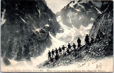 MILITARIA   chasseurs alpins sur le glacier noir