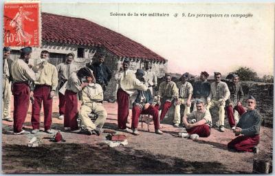 MILITARIA   les perruquiers en campagne.