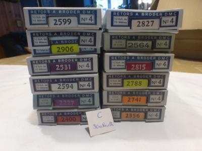 lot de 12 boite soit 90 �chevettes coton retor DMC � broder canevas en m�lange