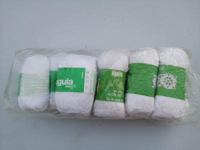 10 pelotes de coton 100 g � crocheter