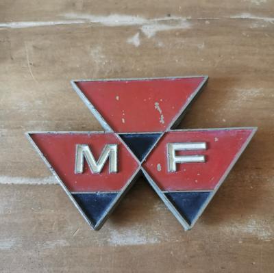 Embl�me- Logo De Calandre Massey Fergusson Original Vintage