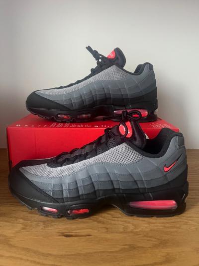 Basket Nike Air Max 95 OG Bright Crimson Taille 13 47,5 IH4457 002