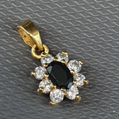 BIJOU   Tr�s beau pendentif plaqu� or et pierre #52