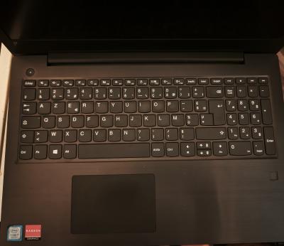 Ordinateur PORTABLE LENOVO V330 15IKB i7 8550U 8 Go RAM 512Go Nvme