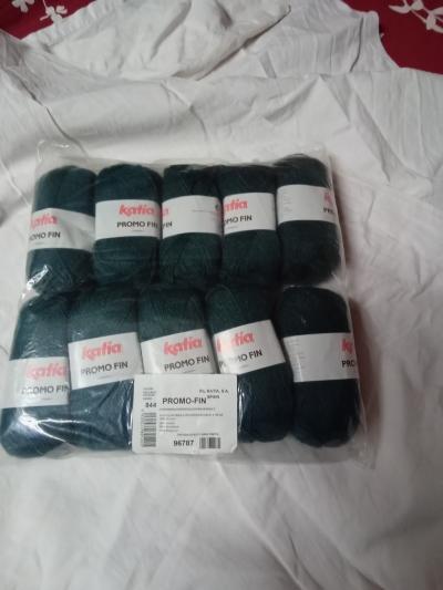 laine katia promofin 1  lot de 10 par couleur sauf le jaune 2 Lots.  Pelote 50 g
