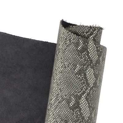 Cro�te de cuir de veau imitation serpent   GRIS R56