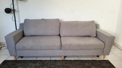 Canap� d�pliable gris 80cm de profondeur par 190cm de long
