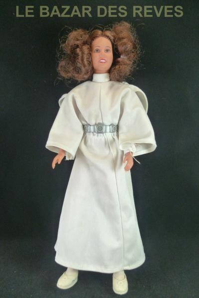 STAR WARS. KENNER 1978.  Princesse LEIA. 30 centim�tres.