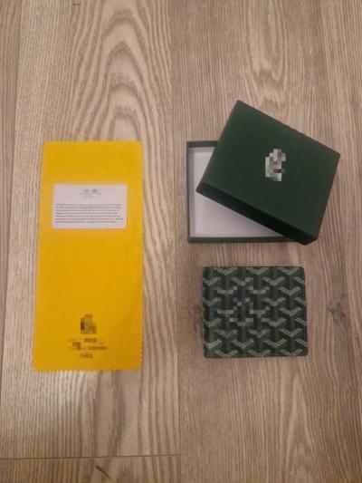 Portefeuille vert Goyard