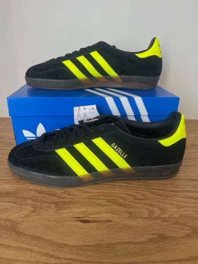 Baskets Streetwear Lifestyle Adidas Gazelle Indoor Taille 10 44 Neuf JR3841