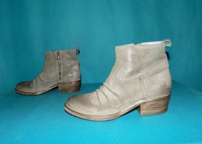 Boots STRATEGIA in gray silver leather suede size 37 EUR