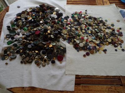 Lot de boutons ancien en vrac mercerie  De Tout Genre 3 kg