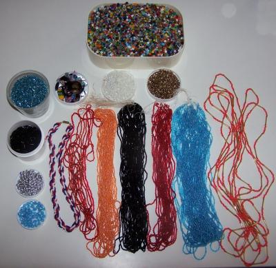 PERLES ANCIENNES EN VERRE de MURANO GROS LOT DE VRAC ANNEES 70-80 ENVIRON 1,7 kg