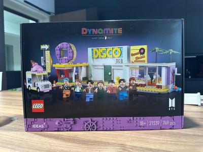 LEGO 21339 BTS DYNAMITE IDEAS SET NEUF