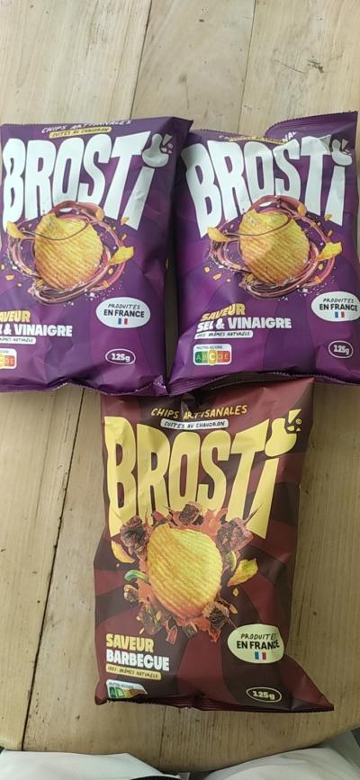 3 paquets de chips Brosti collector :2 sel vinaigre et 1 barbecue