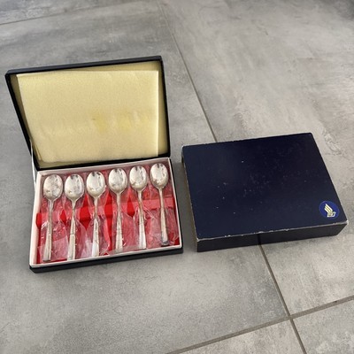 Coffret Lot De 6 Cuill�res Argent�es Singapore Airlines Sia