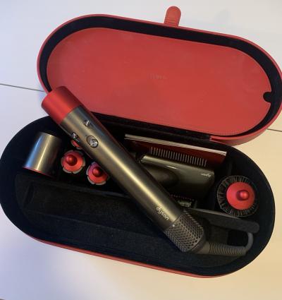 Dyson airwrap Rouge En Tr�s Bon �tat